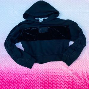 PINK Victoria’s Secret Cropped Hoodie